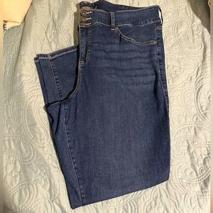 TORRID High Waisted Jegging